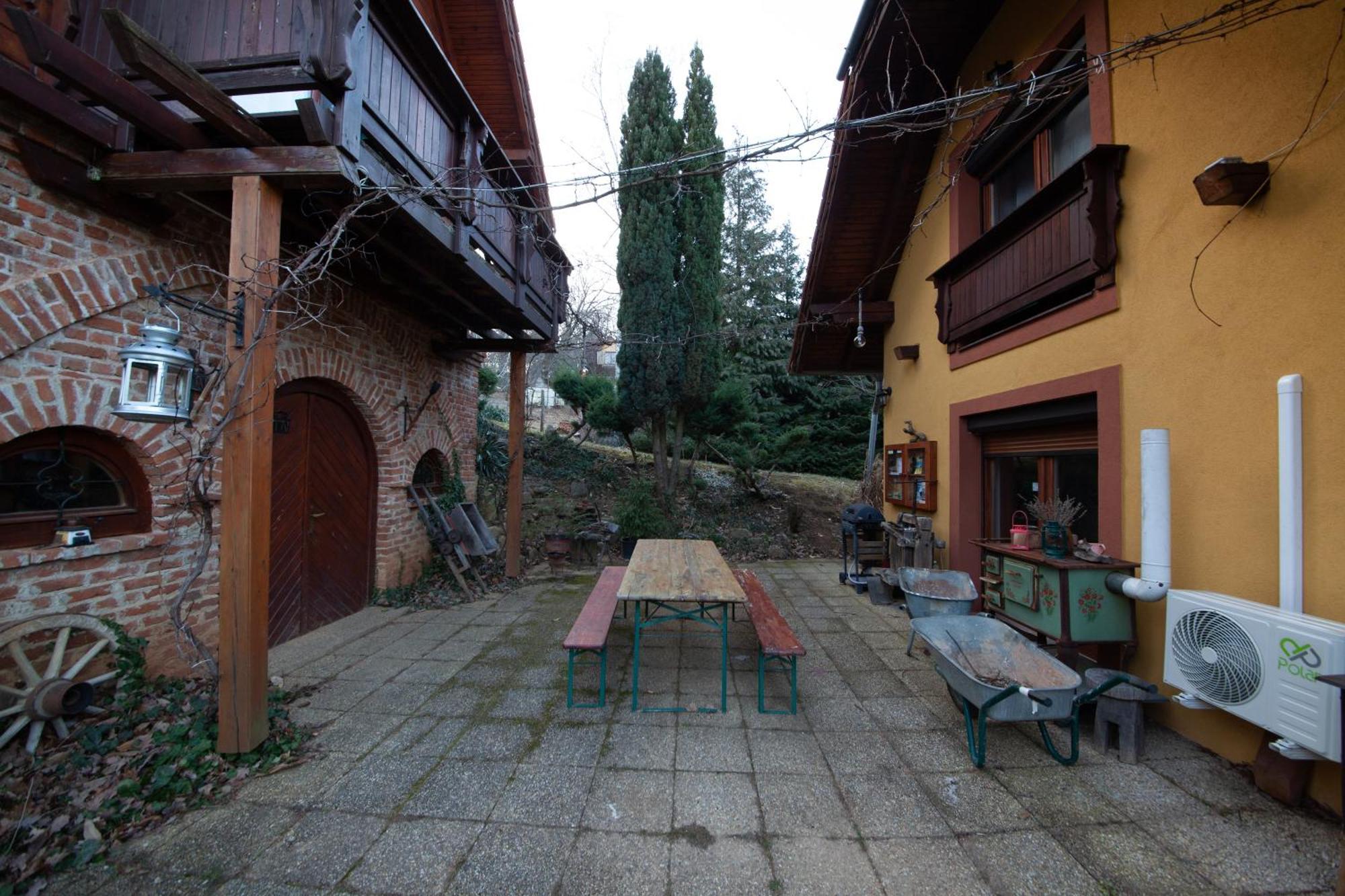 Mohas Vendeghaz Koszeg Mohas Ut 107 Ξενοδοχείο Εξωτερικό φωτογραφία